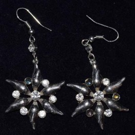 Boucle d'oreille fleur métal et strass Boucle d'oreille fleur métal et strass