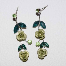 Boucle d'oreille strass fleur verte Boucle d'oreille strass fleur verte