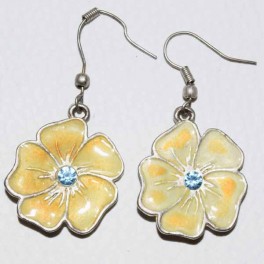 Boucle d'oreille métal fleur beige Boucle d'oreille métal fleur beige