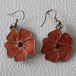 Boucle d'oreille métal fleur rouge Boucle d'oreille métal fleur rouge