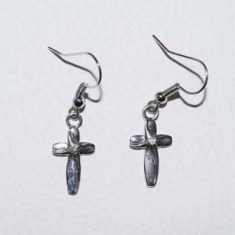 Boucle d'oreille croix métal Boucle d'oreille croix métal