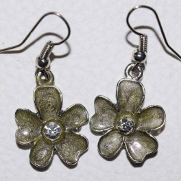 Boucle d'oreille métal fleur verte Boucle d'oreille métal fleur verte