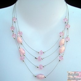 Collier fantaisie suspension rose